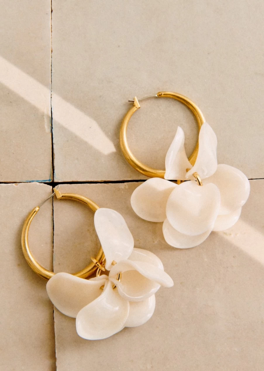 Sezane Flora Hoop Earrings for Women - Gold-Tone Floral Design Elegant Studs