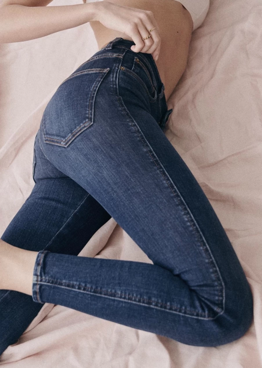 Sezane Women's Perfect Slim Fit [Product Type] - Elegant & Stylish