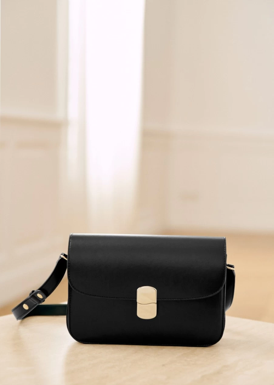 Sezane Women's Milo Classic Bag - Timeless Leather Handbag for Everyday Elegance