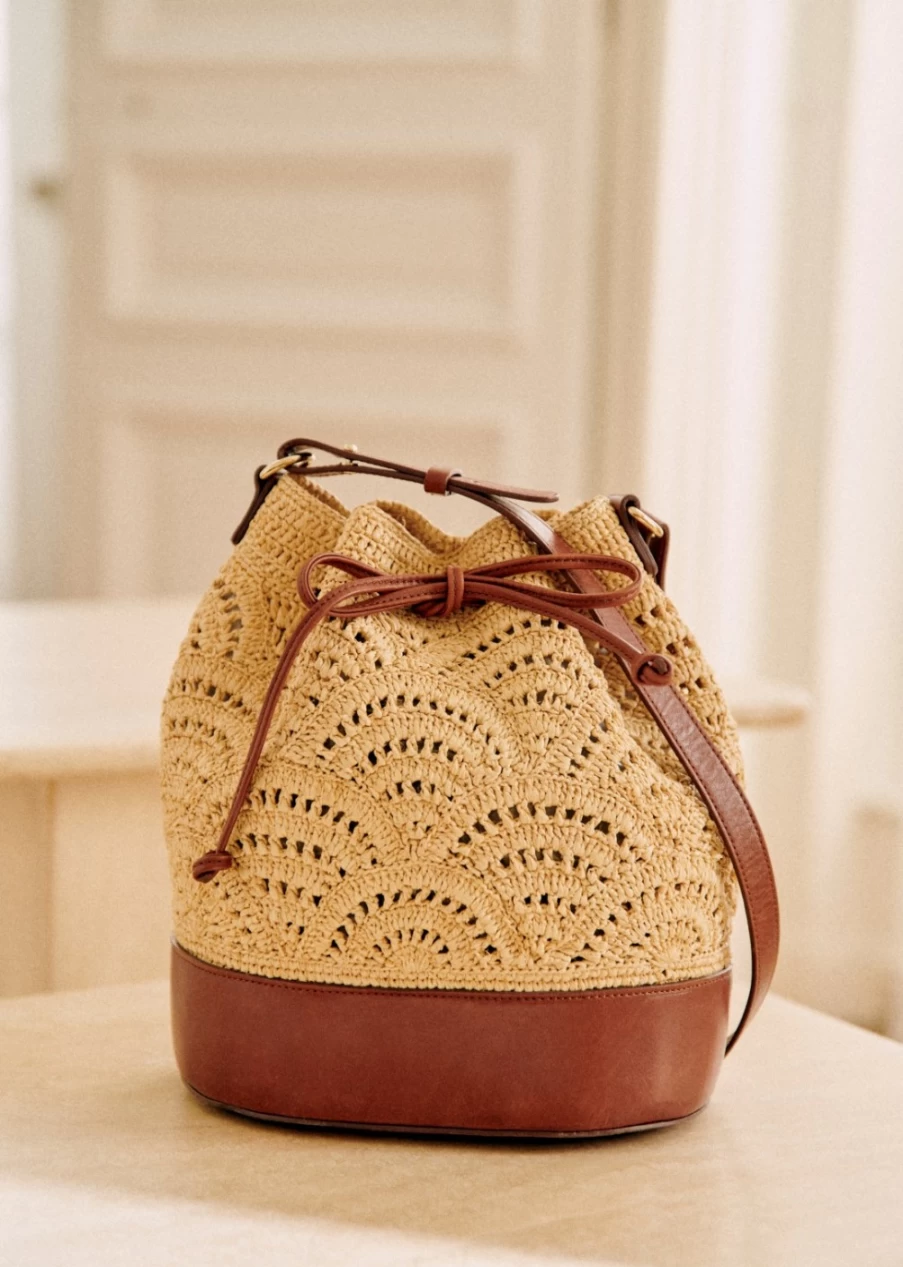 Sezane Women's Alma Bucket Bag in Natural Raffia – Stylish Woven Handbag