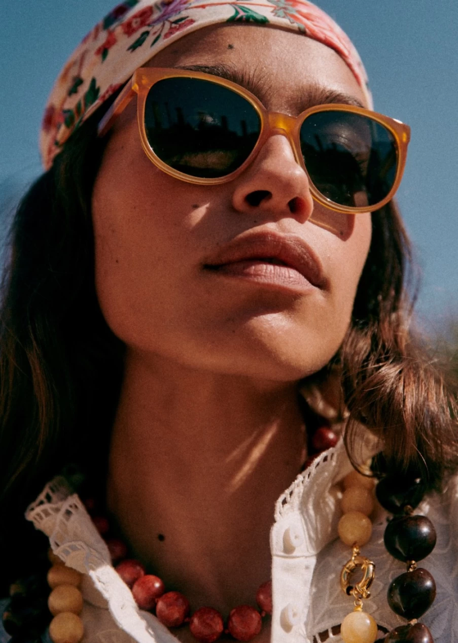 Sezane Women's Amber Romie Sunglasses – Classic UV Protection Style
