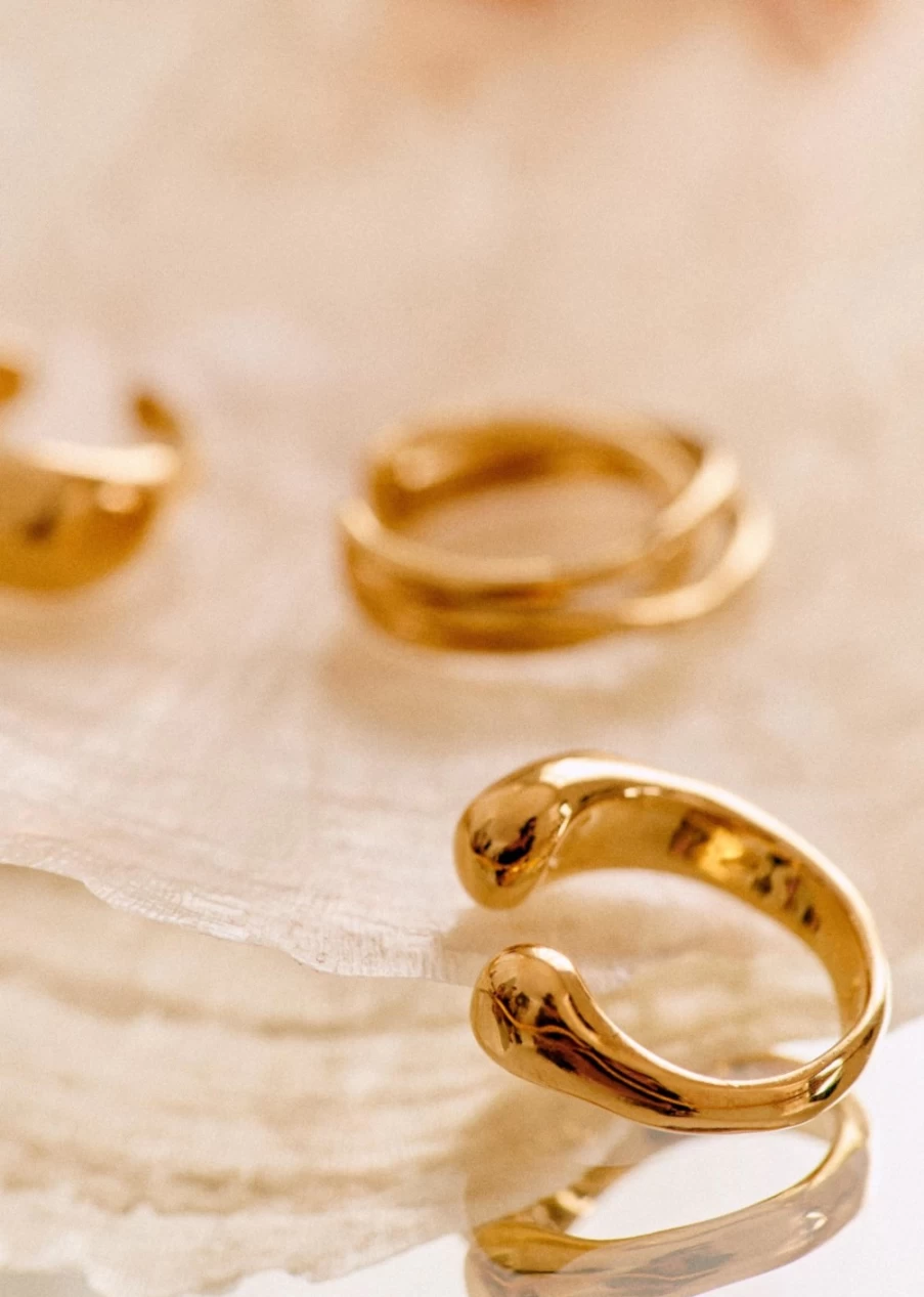Sezane Gold Ama Ring for Women - Elegant and Timeless Jewelry Piece