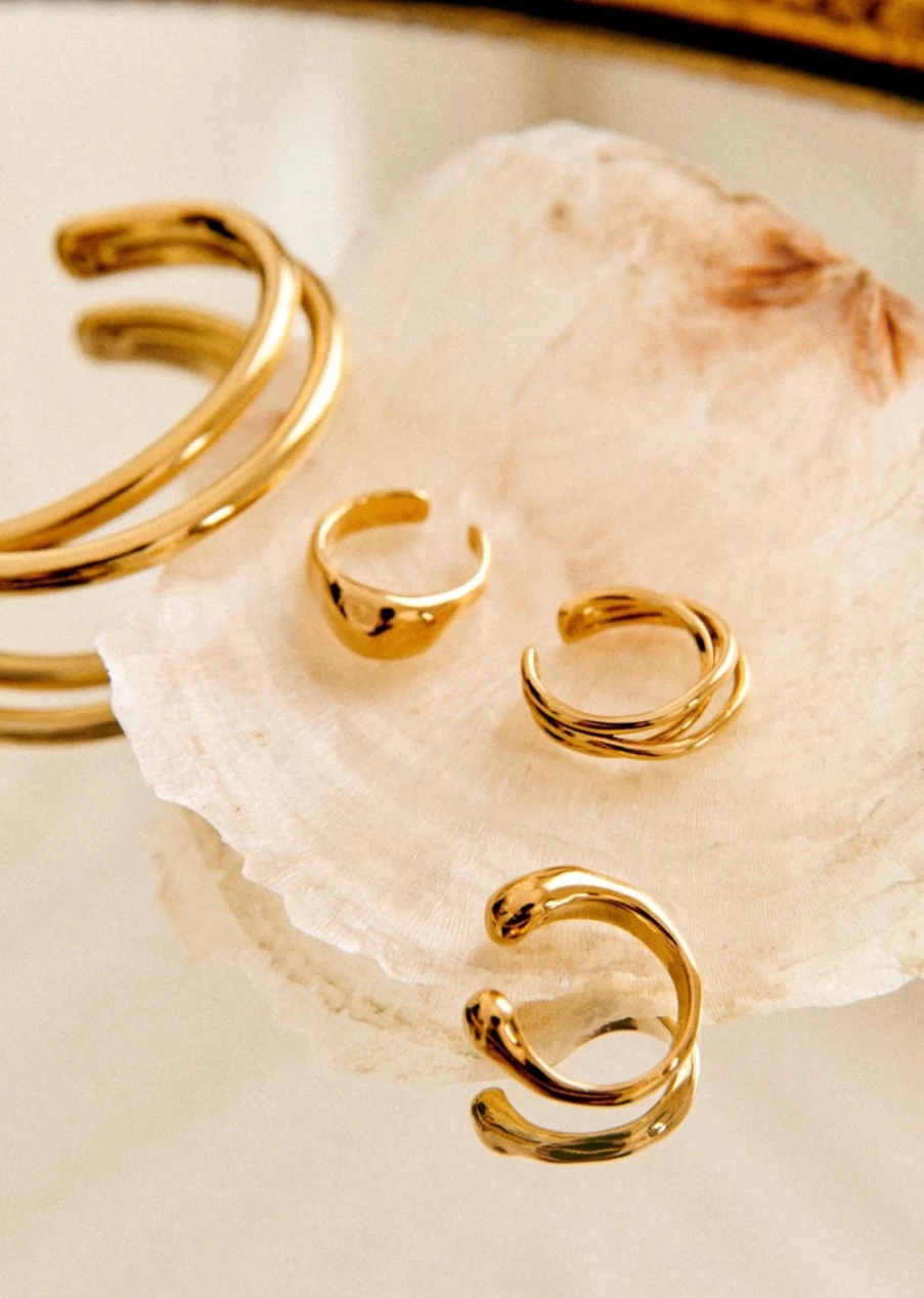 Sezane Gold Ama Ring for Women - Elegant and Timeless Jewelry Piece