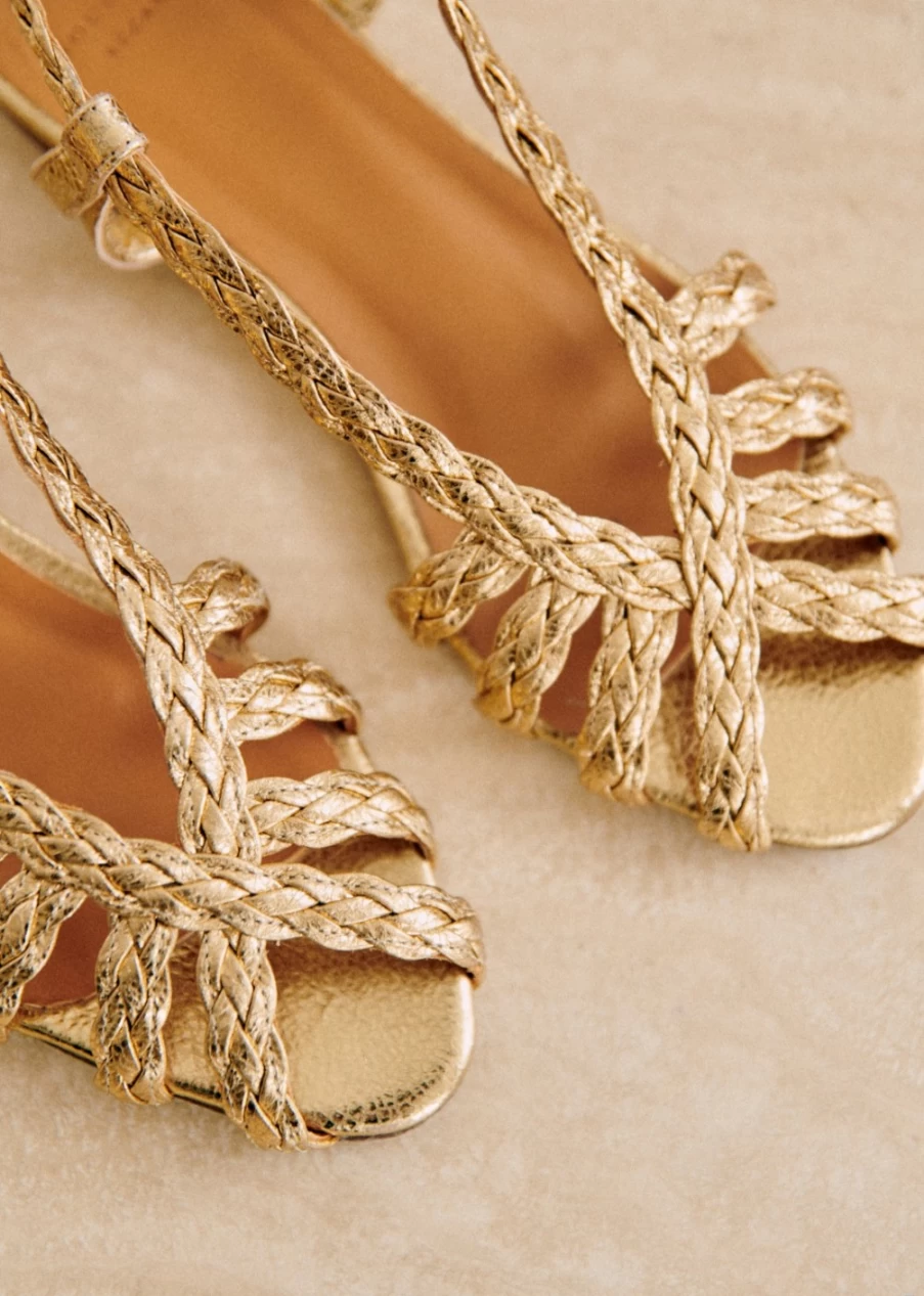 Sezane Women's Low Natacha Sandals - Elegant & Comfortable Flat Sandals for Women
