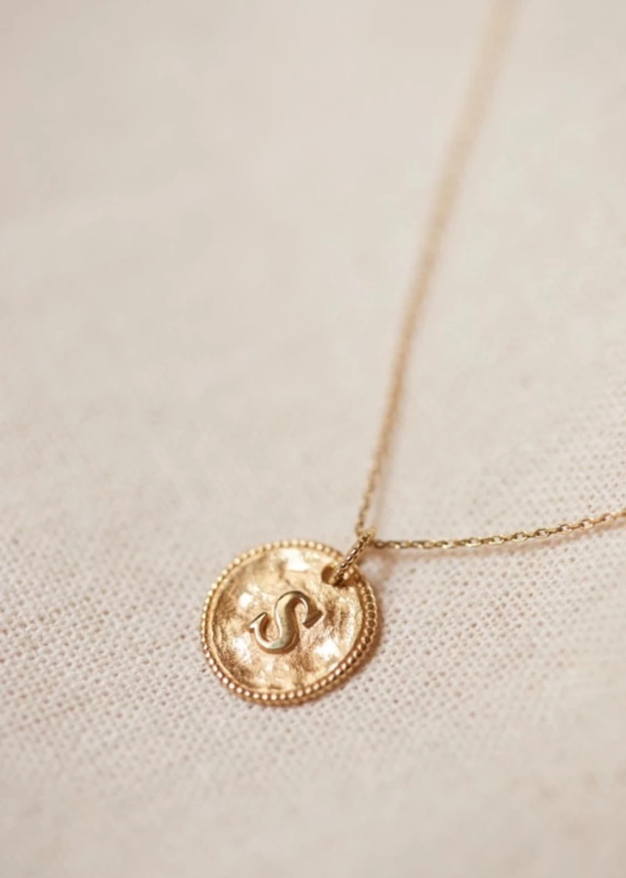 Sezane Sara Pendant 9K Gold Letter Charm for Women - Initials Q to Z