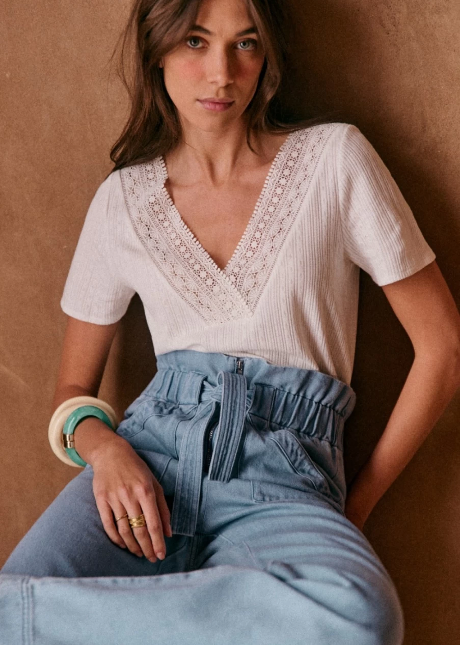 Sezane Women's Cassiopee T-Shirt | Classic Cotton Tee for Women