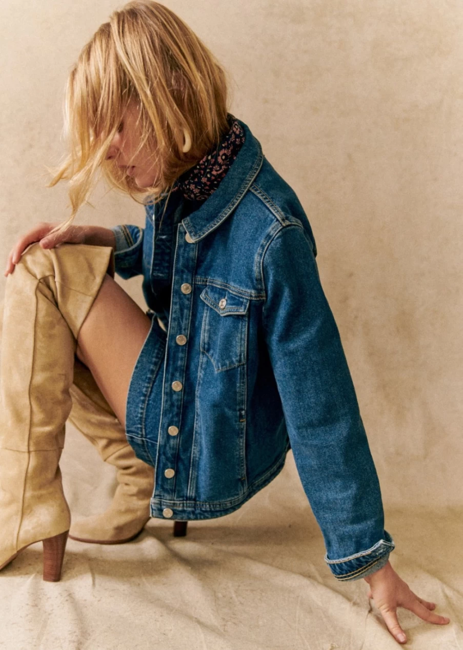 Sezane Women's Wilfried Jacket - Classic Outerwear for Stylish Comfort