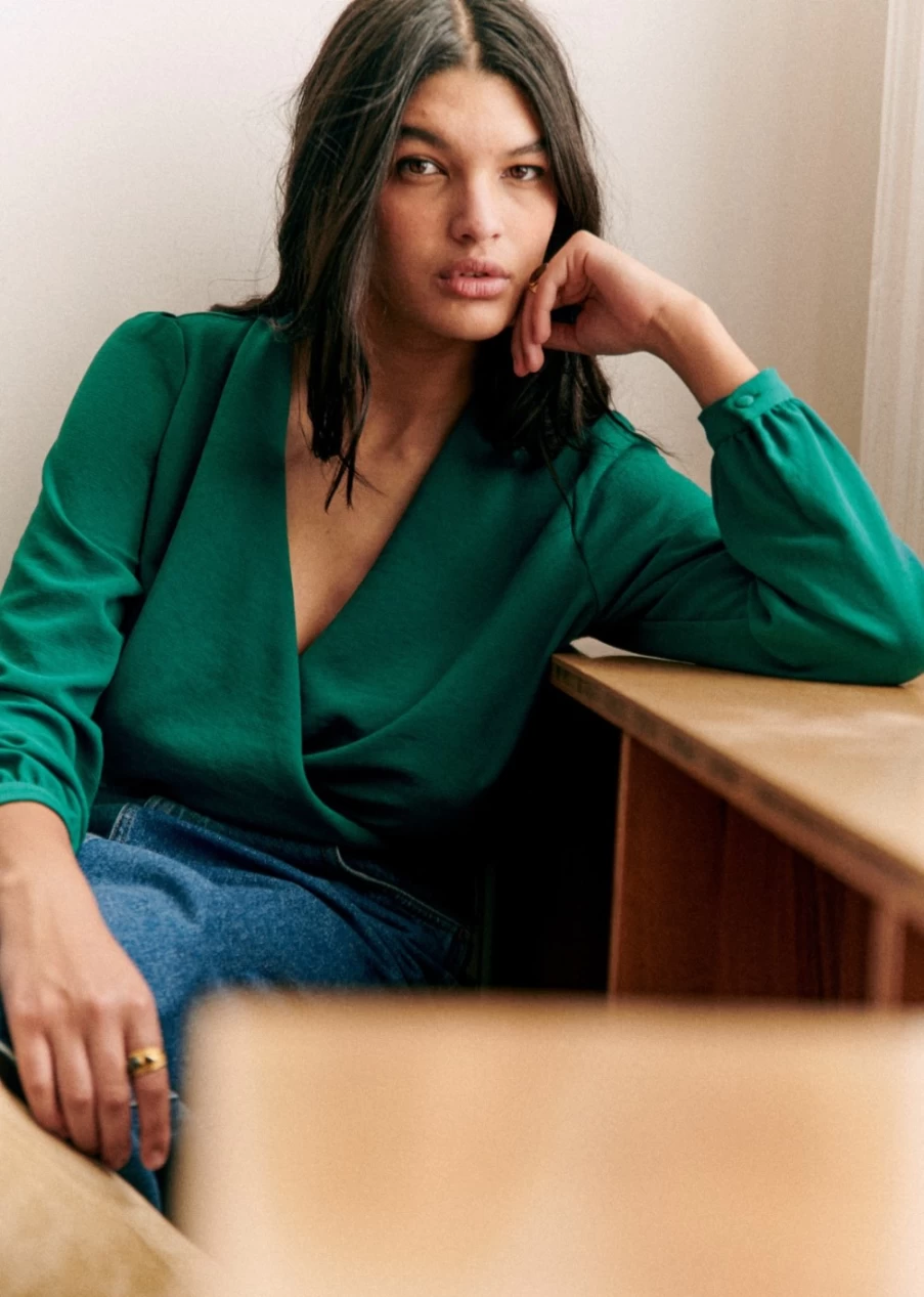 Sezane Women's Abelia Blouse - Elegant Feminine Top for Stylish Outfits