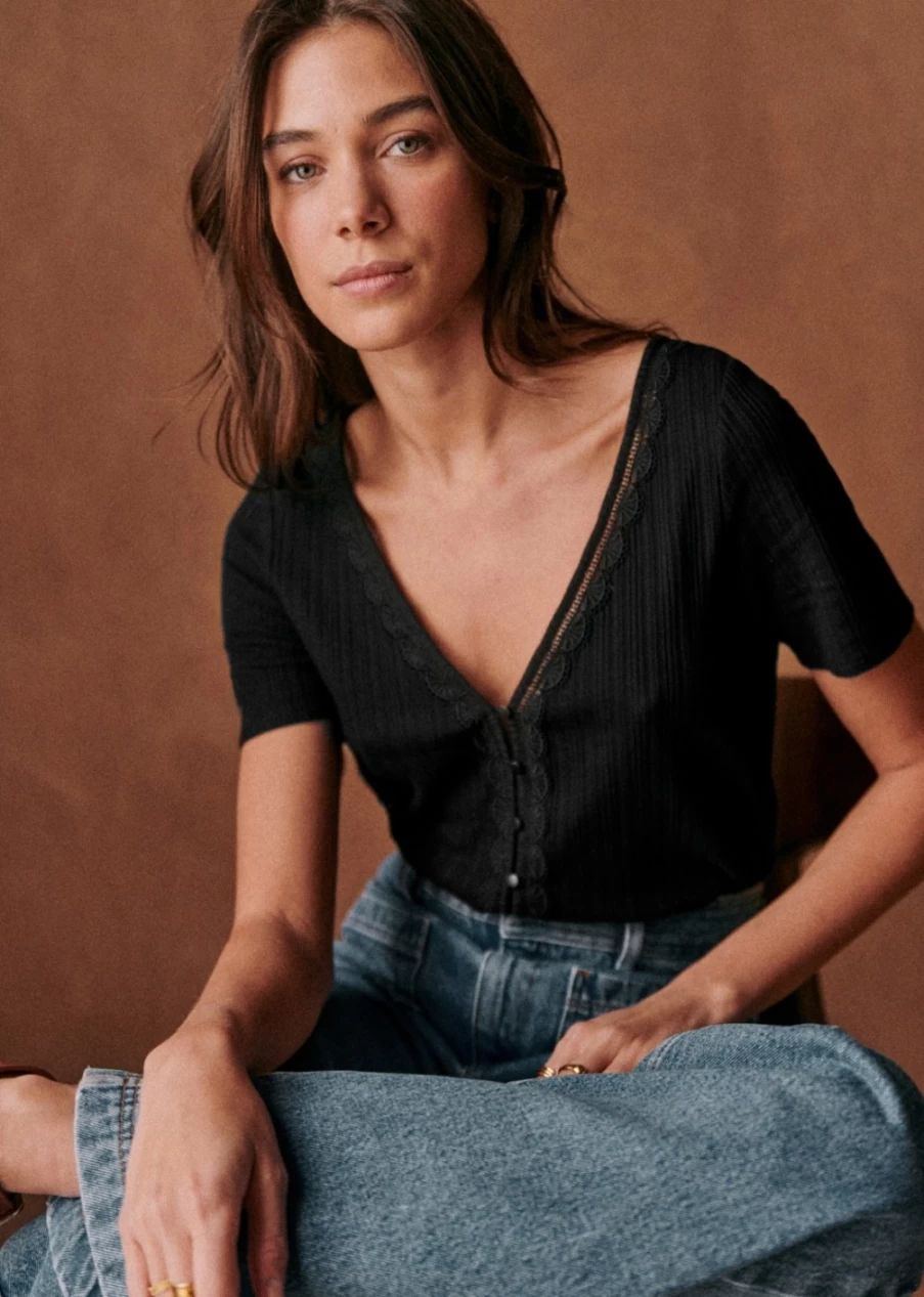 Sezane Women's Maddie Cotton T-Shirt - Classic Fit Short Sleeve Top